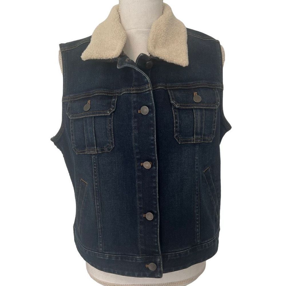 J Jill Denim Vest with Removable Faux Fur Collar Size Medium